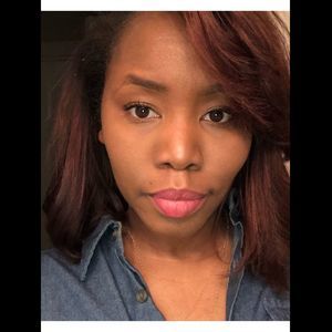 Meet your Posher, Lori